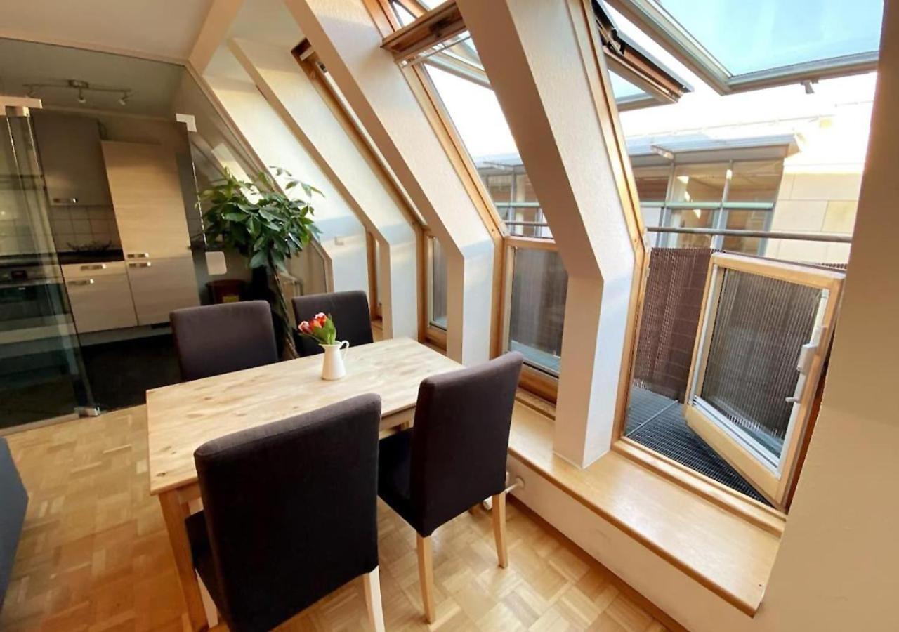 Loft + Balkon In Historischem Altbau Am Marktplatz Chemnitz Ngoại thất bức ảnh